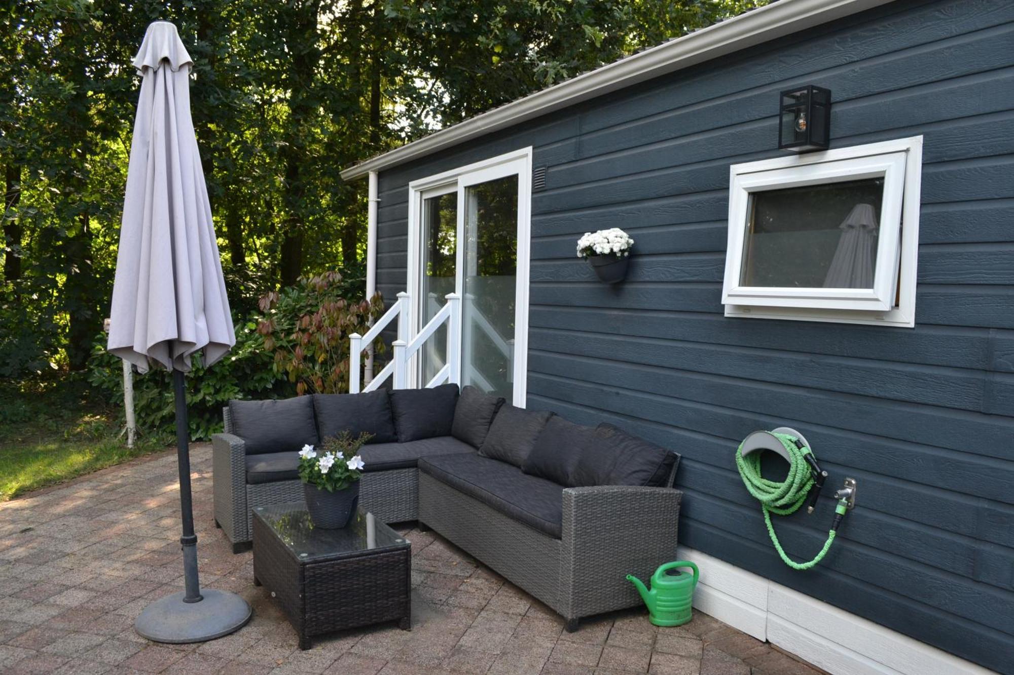 Modern Chalet In De Bossen Van De Veluwe Epe Exterior photo