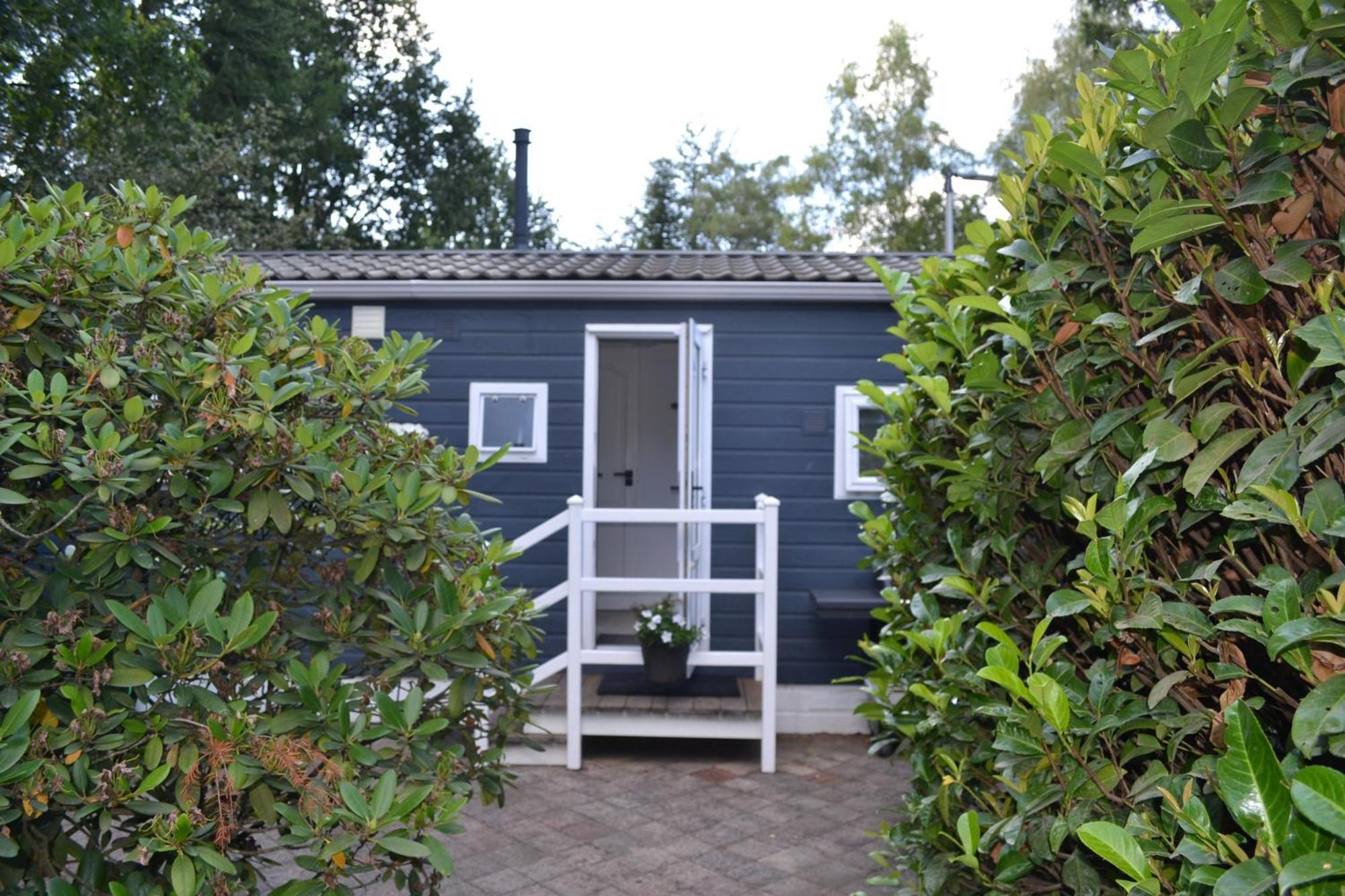Modern Chalet In De Bossen Van De Veluwe Epe Exterior photo